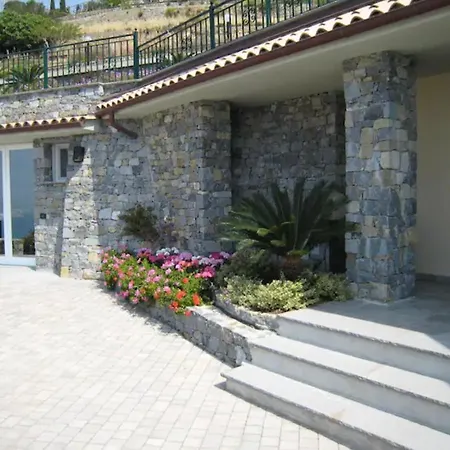 In Vista Mare *